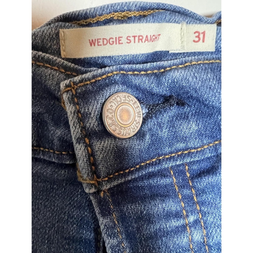 Levis Wedgie Straight Jeans Womens 31 Blue Medium Wash Button Fly Ombre Metallic - Picture 8 of 11